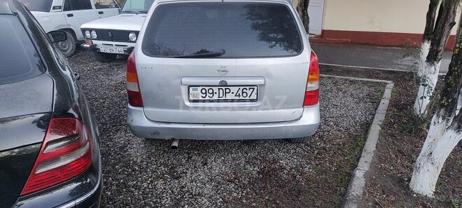 Opel Astra 1999, 250,000 km - 1.6 l - Quba