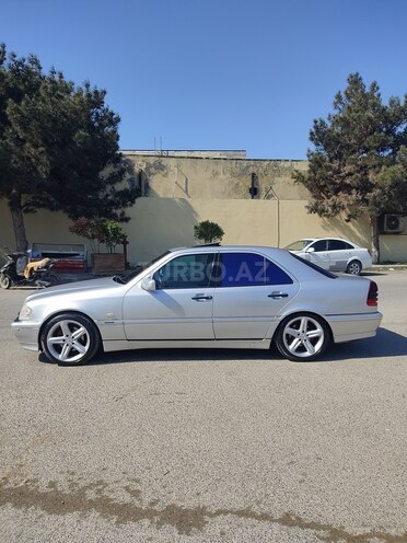 Mercedes C 240 1998, 317,000 km - 2.4 л - Bakı