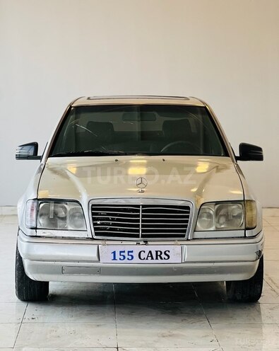 Mercedes E 250 1994, 289,734 km - 2.5 л - Bakı