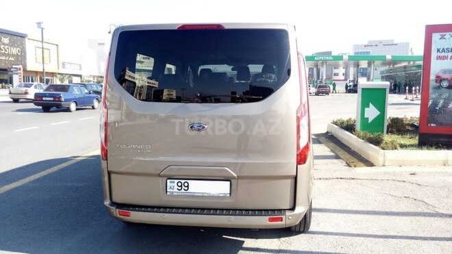Ford Tourneo Custom 2019, 205,000 km - 2.2 л - Bakı