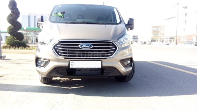 Ford Tourneo Custom 2019, 205,000 km - 2.2 л - Bakı