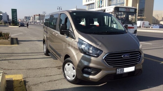 Ford Tourneo Custom 2019, 205,000 km - 2.2 л - Bakı