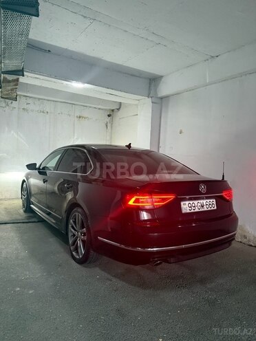 Volkswagen Passat 2017, 93,000 km - 1.8 л - Bakı
