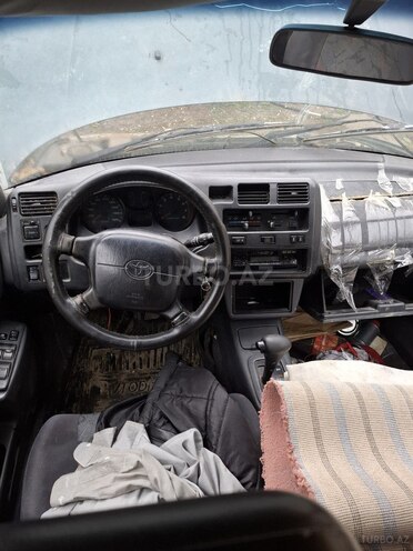 Toyota RAV4 1997, 700,000 km - 2.0 l - Şəmkir