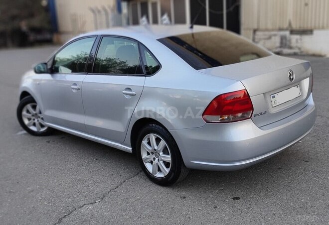 Volkswagen Polo 2012, 237,000 km - 1.6 l - Bakı