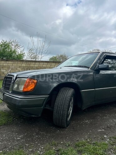 Mercedes E 200 d 1990, 594,516 km - 2.0 л - Oğuz