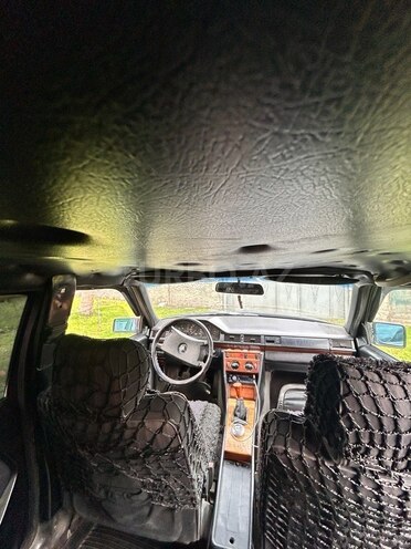 Mercedes E 200 d 1990, 594,516 km - 2.0 л - Oğuz