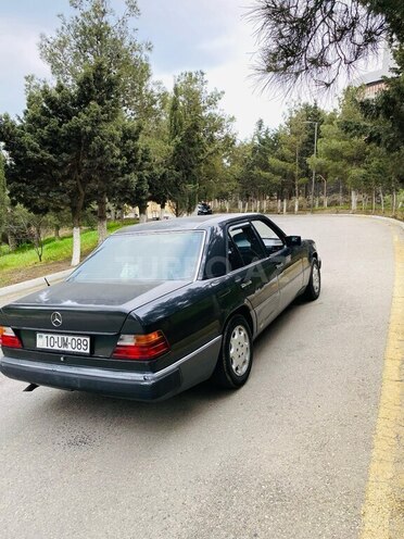 Mercedes E 230 1992, 490,000 km - 2.3 l - Bakı