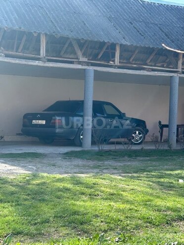 Mercedes E 200 d 1990, 594,516 km - 2.0 л - Oğuz