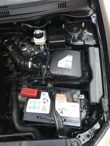 Toyota Corolla 2006, 245,120 km - 1.4 l - Gəncə