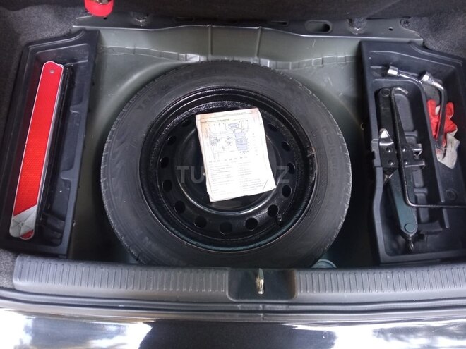 Toyota Corolla 2006, 211,000 km - 1.4 l - Sumqayıt