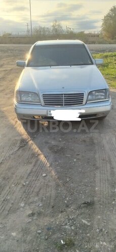 Mercedes C 220 d 1994, 300,000 km - 2.2 l - Salyan