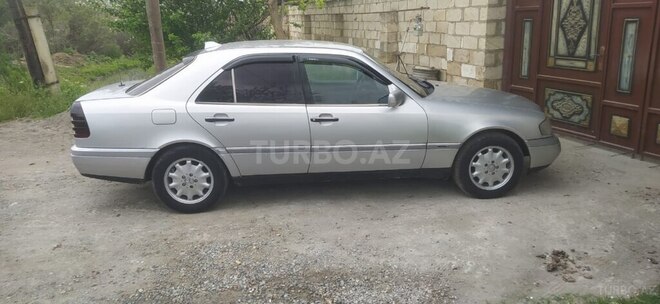 Mercedes C 220 d 1994, 300,000 km - 2.2 l - Salyan