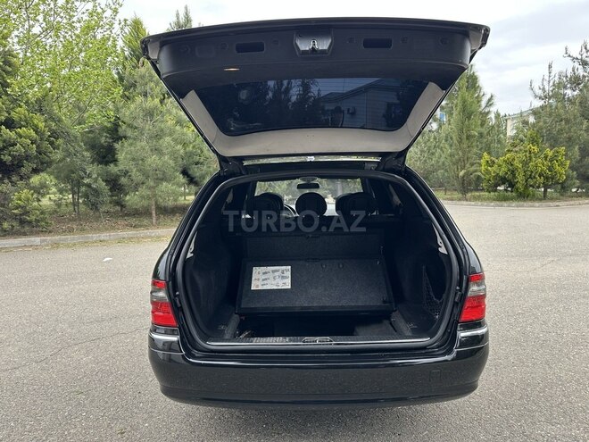 Mercedes E 220 d 2006, 411,000 km - 2.2 l - Saatlı