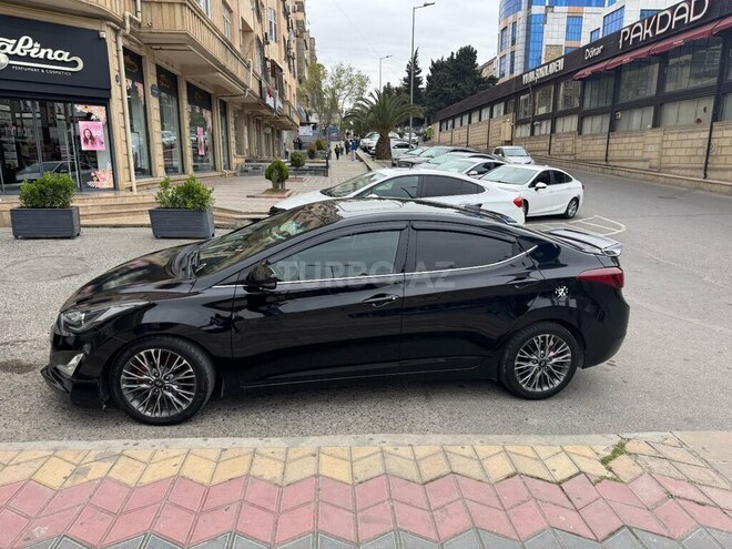 Hyundai Elantra 2015, 233,033 km - 1.8 л - Bakı