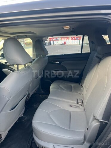 Toyota Highlander 2021, 100,000 km - 2.5 l - Bakı