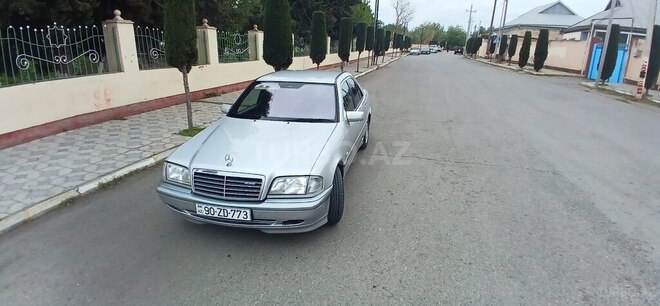 Mercedes C 220 d 2000, 410,000 km - 2.2 л - Ağcabədi