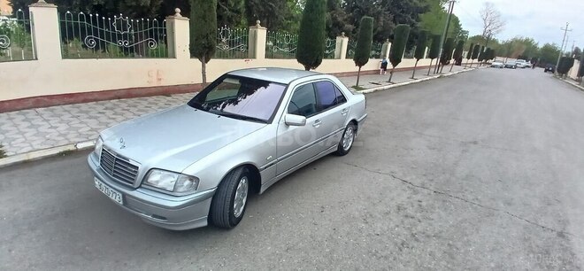 Mercedes C 220 d 2000, 410,000 km - 2.2 л - Ağcabədi