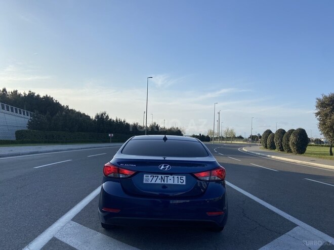 Hyundai Elantra 2015, 96,000 km - 1.8 л - Bakı