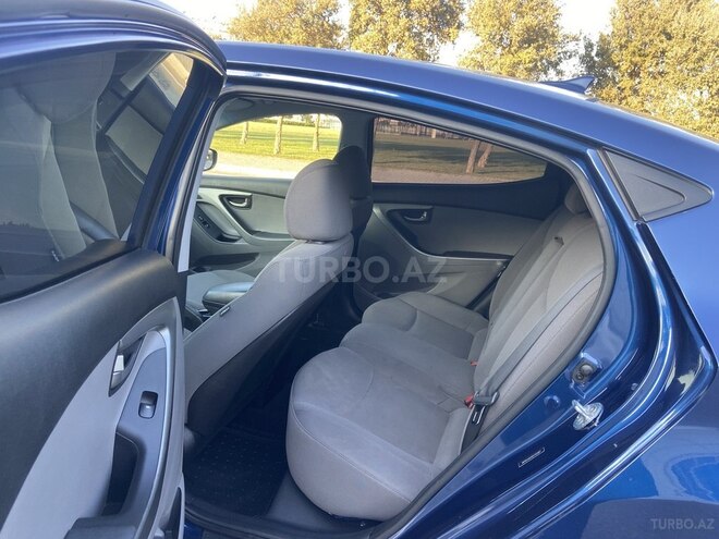 Hyundai Elantra 2015, 96,000 km - 1.8 л - Bakı
