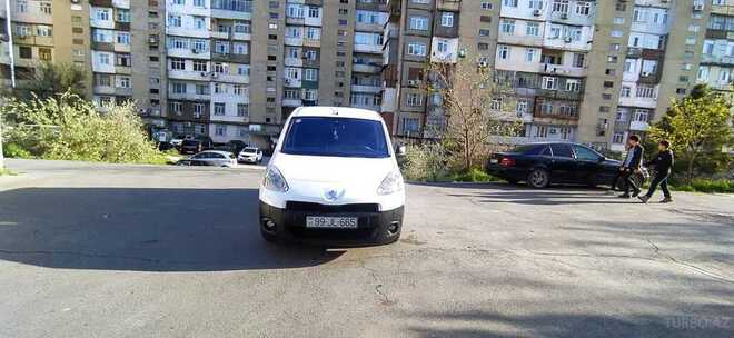 Peugeot Partner 2014, 319,423 km - 1.6 l - Bakı