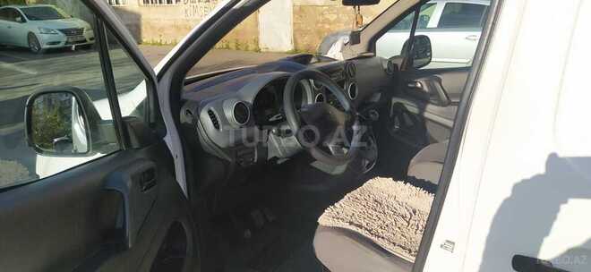 Peugeot Partner 2014, 319,423 km - 1.6 l - Bakı