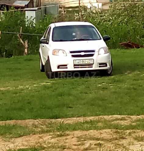 Chevrolet Aveo-2