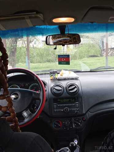 Chevrolet Aveo-8