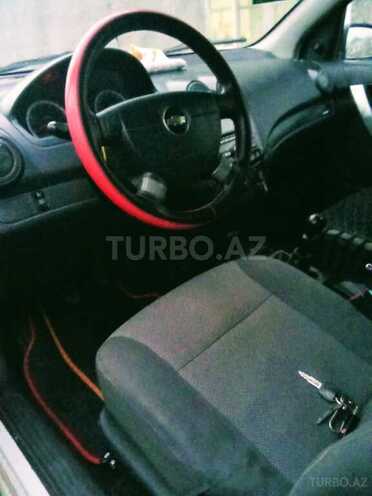 Chevrolet Aveo-3