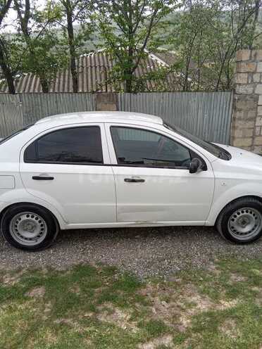 Chevrolet Aveo-15