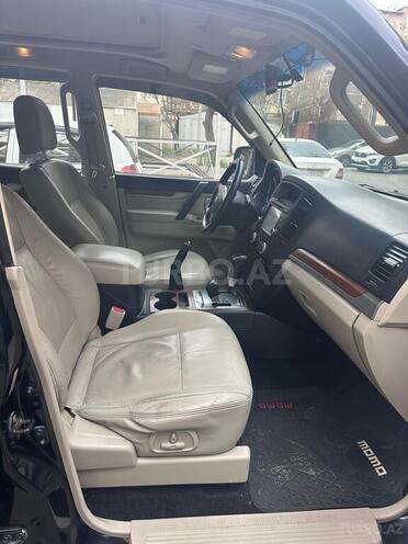 Mitsubishi Pajero 2008, 352,000 km - 3.0 л - Bakı