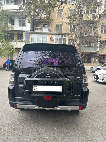 Mitsubishi Pajero 2008, 352,000 km - 3.0 л - Bakı