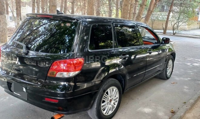 Mitsubishi Airtrek 2002, 266,000 km - 2.0 л - Bakı