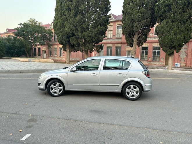 Opel Astra 2008, 270,000 km - 1.3 l - Gəncə