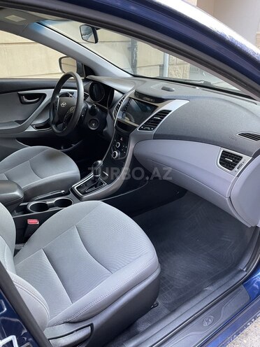 Hyundai Elantra 2015, 133,000 km - 1.8 л - Bakı