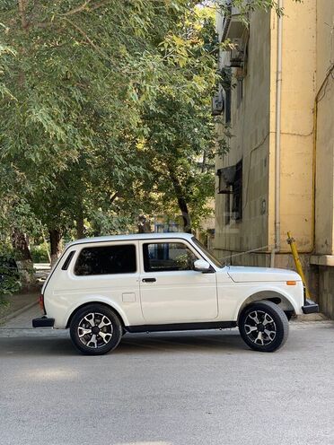 LADA (VAZ) Niva 2013, 142,000 km - 1.7 l - Qazax