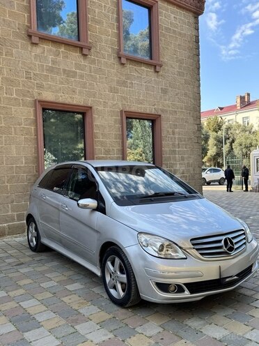 Mercedes B 170 2006, 250,000 km - 1.7 l - Sumqayıt