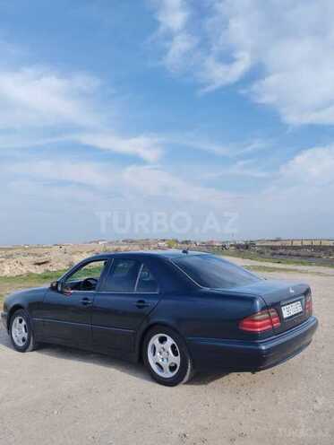 Mercedes E 240 2000, 329,532 km - 2.4 l - Bakı