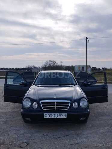 Mercedes E 240 2000, 329,532 km - 2.4 l - Bakı