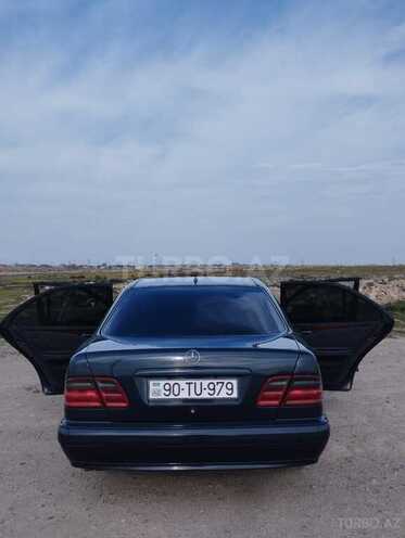 Mercedes E 240 2000, 329,532 km - 2.4 l - Bakı