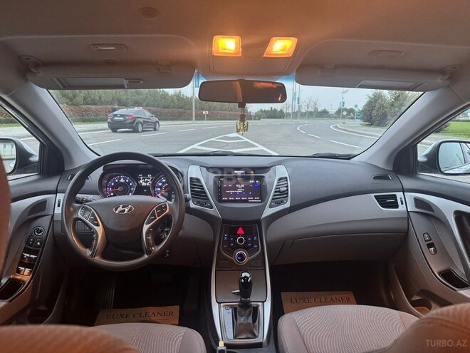 Hyundai Elantra 2015, 119,000 km - 1.8 l - Bakı