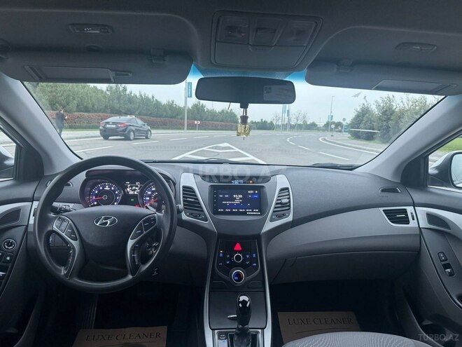 Hyundai Elantra 2015, 119,000 km - 1.8 l - Bakı