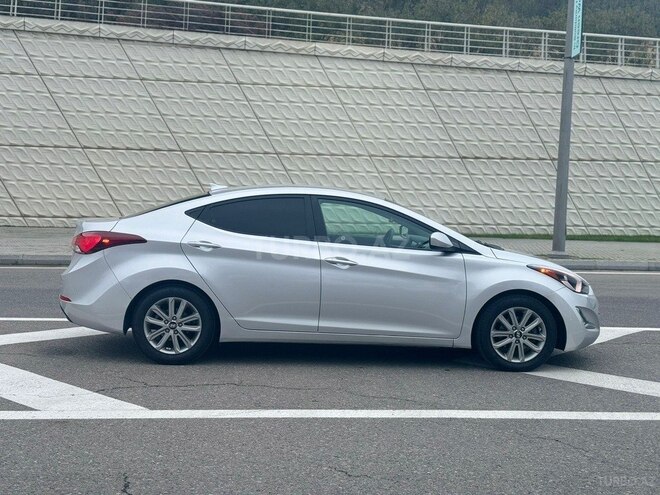 Hyundai Elantra 2015, 119,000 km - 1.8 l - Bakı