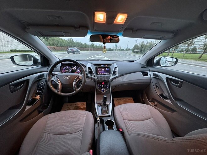 Hyundai Elantra 2015, 119,000 km - 1.8 l - Bakı