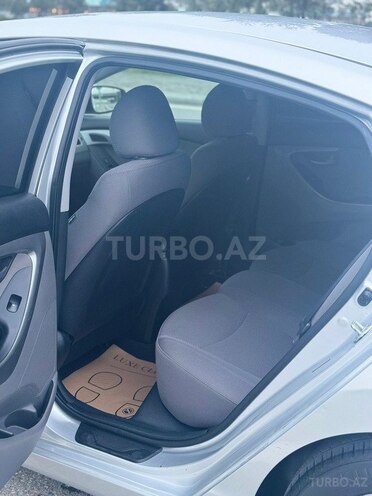 Hyundai Elantra 2015, 119,000 km - 1.8 l - Bakı