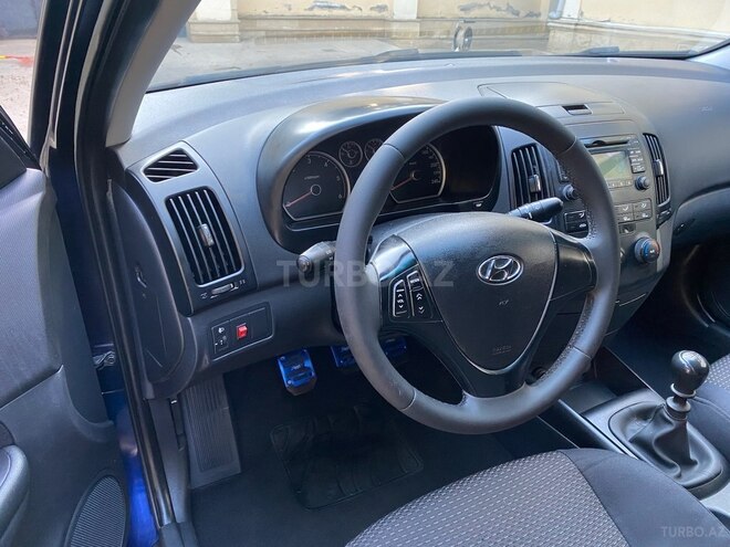 Hyundai i30 2008, 285,000 km - 1.6 l - Bakı