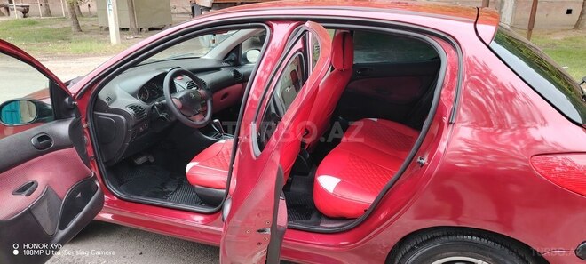 Peugeot 206 2005, 220,000 km - 1.6 l - Mingəçevir