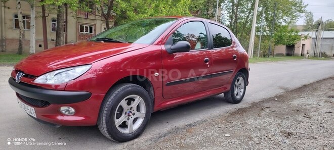 Peugeot 206 2005, 220,000 km - 1.6 l - Mingəçevir