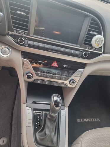 Hyundai Elantra 2017, 53,752 km - 2.0 л - Bakı