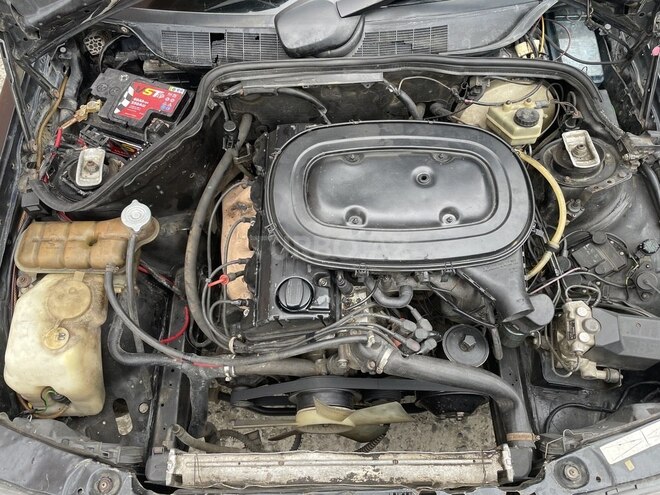 Mercedes 190 1990, 137,096 km - 2.0 l - Bakı